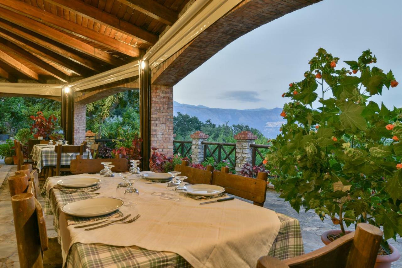 Agriturismo L'Antico Casolare Castelcivita Экстерьер фото